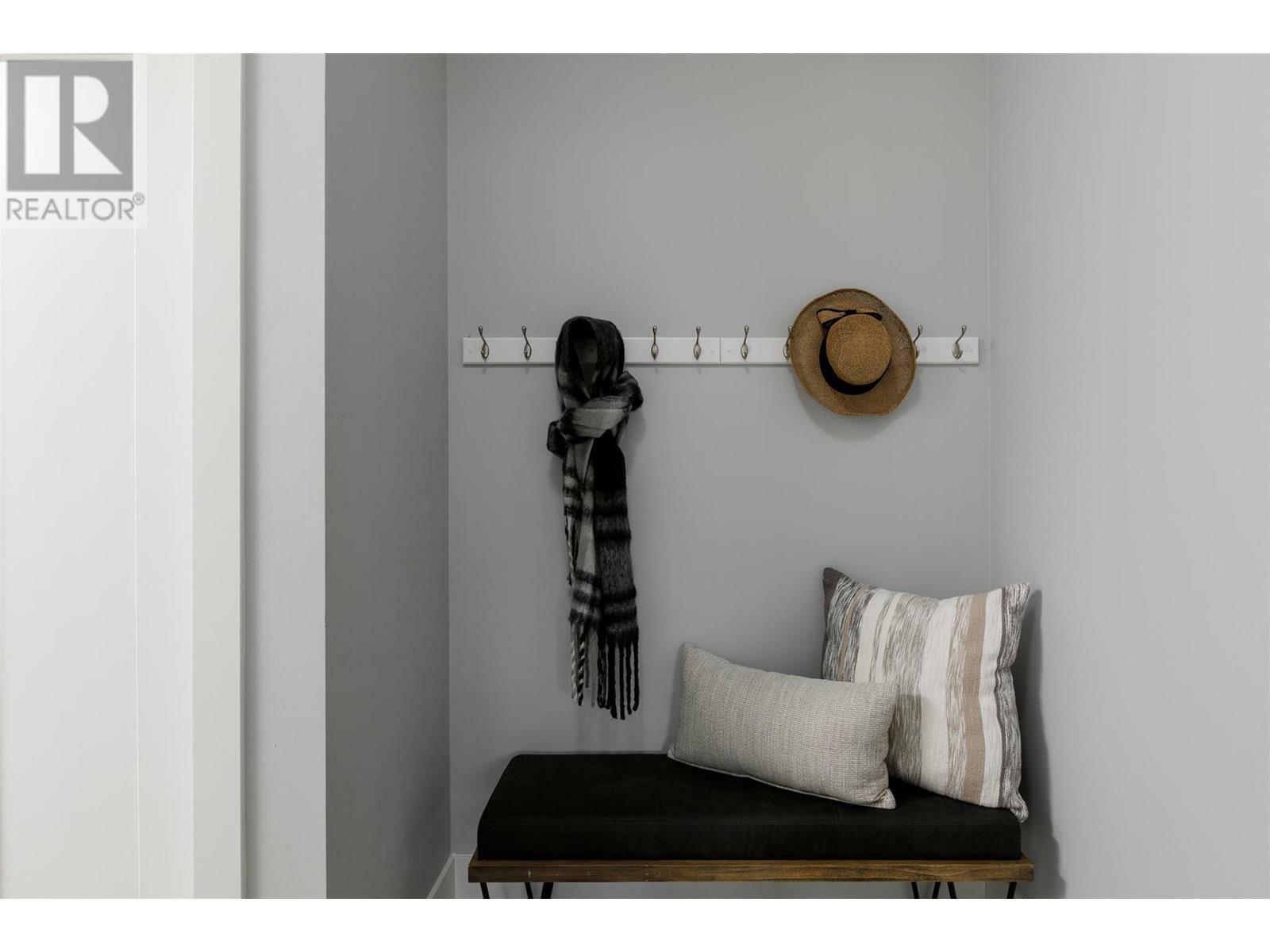 LAKE COUNTRY, British Columbia, V4V 0A4, CA, 5 Bedrooms Bedrooms, ,3 BathroomsBathrooms,Residential,For Sale,1837466