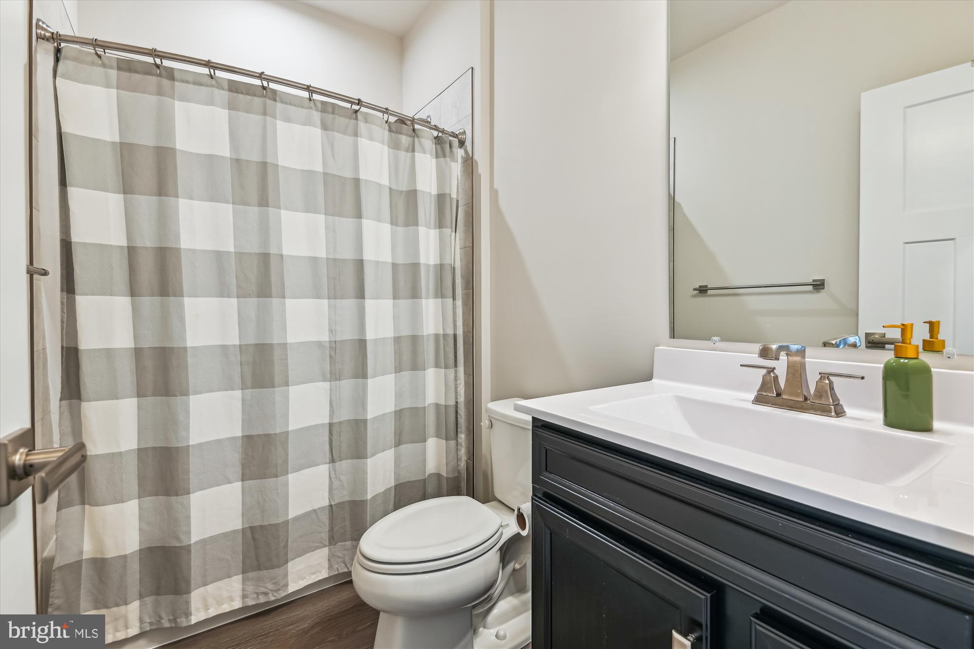 Pasadena, Maryland, 21122, United States, 3 Bedrooms Bedrooms, ,3 BathroomsBathrooms,Residential,For Sale,1982295