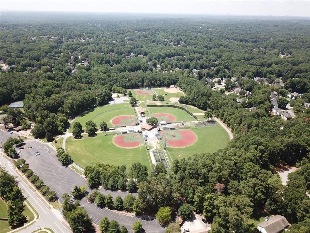 Alpharetta, Georgia, 30022, United States, 5 Bedrooms Bedrooms, ,5 BathroomsBathrooms,Residential,For Sale,2002154