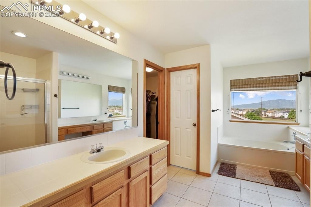 Colorado Springs, Colorado, 80951, United States, 5 Bedrooms Bedrooms, ,4 BathroomsBathrooms,Residential,For Sale,1882285