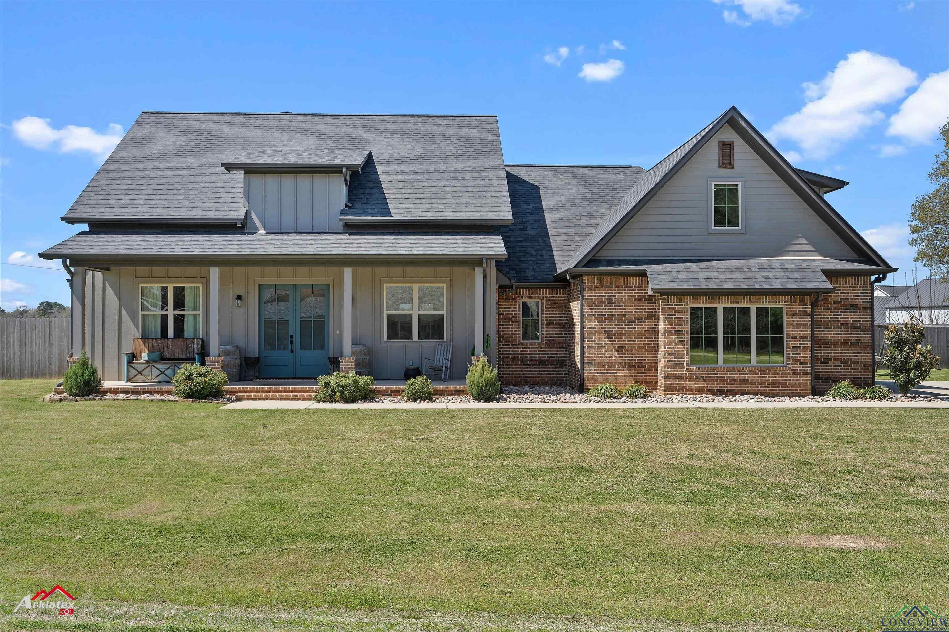 Hallsville, Texas, 75650-3511, United States, 4 Bedrooms Bedrooms, ,3 BathroomsBathrooms,Residential,For Sale,1980280