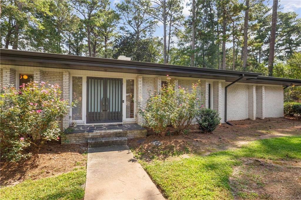 Atlanta, Georgia, 30345, United States, 3 Bedrooms Bedrooms, ,2 BathroomsBathrooms,Residential,For Sale,1942165