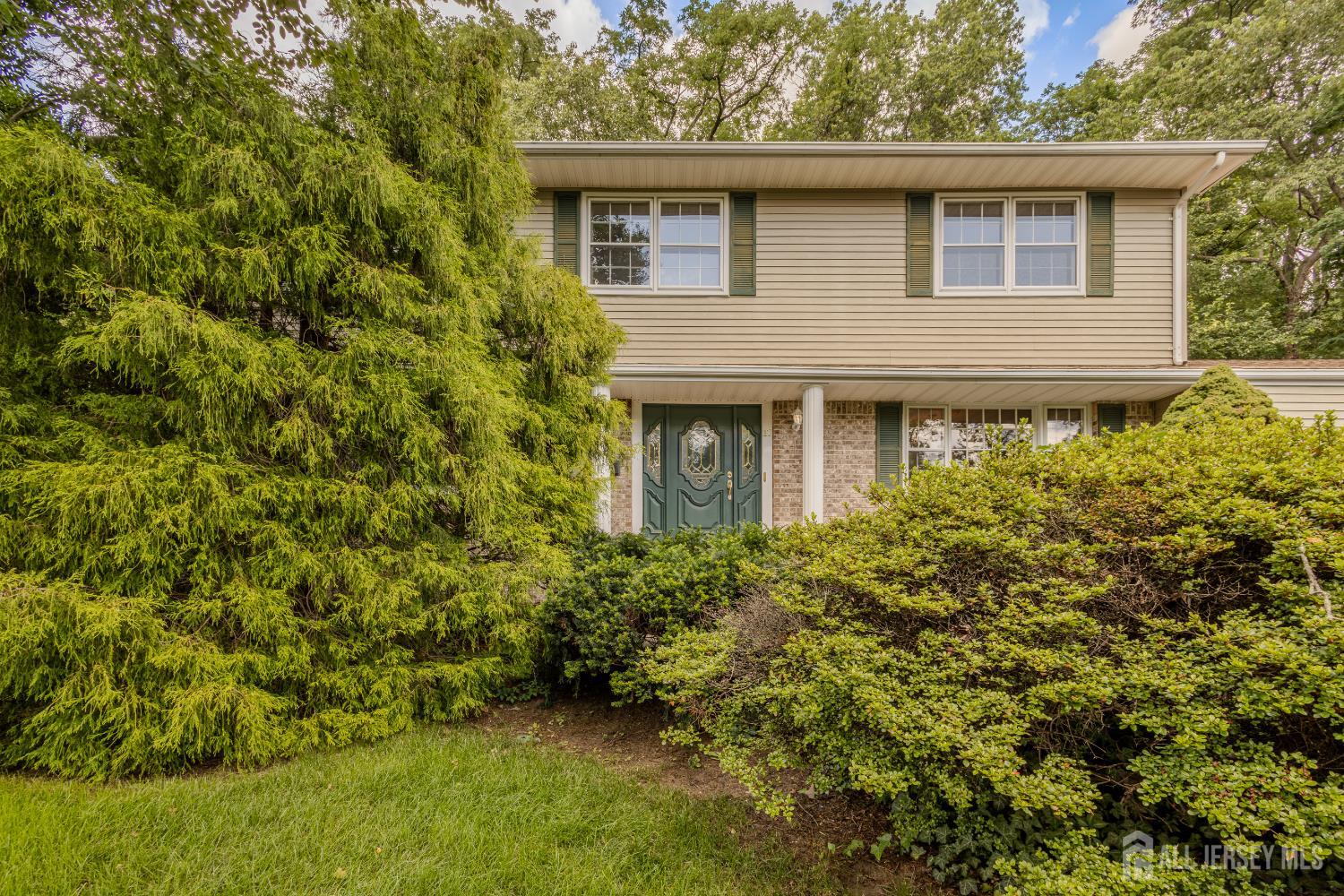 East Brunswick, New Jersey, 08816, United States, 4 Bedrooms Bedrooms, ,4 BathroomsBathrooms,Residential,For Sale,1900919