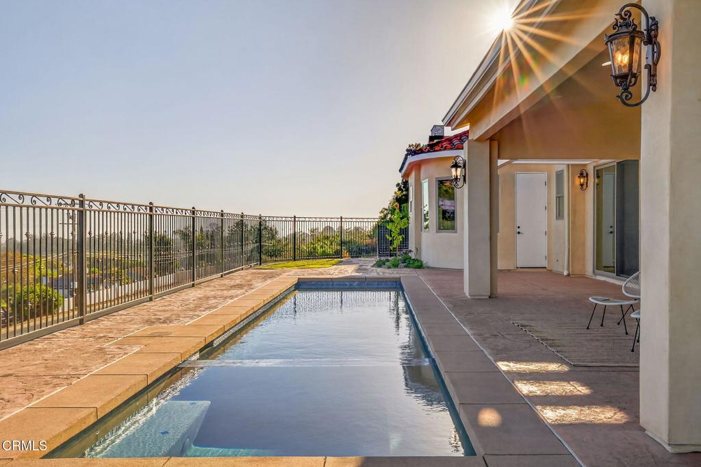 Ventura, California, 93003, United States, 4 Bedrooms Bedrooms, ,4 BathroomsBathrooms,Residential,For Sale,1912108