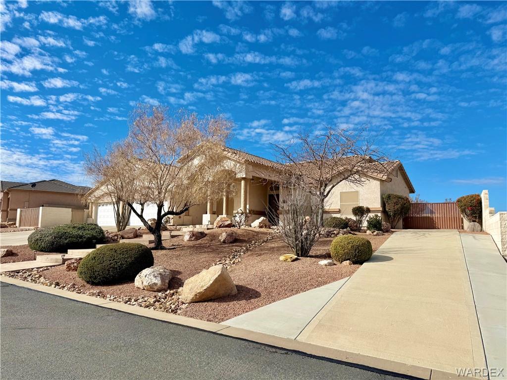 Kingman, Arizona, 86401, United States, 4 Bedrooms Bedrooms, ,2 BathroomsBathrooms,Residential,For Sale,2013264