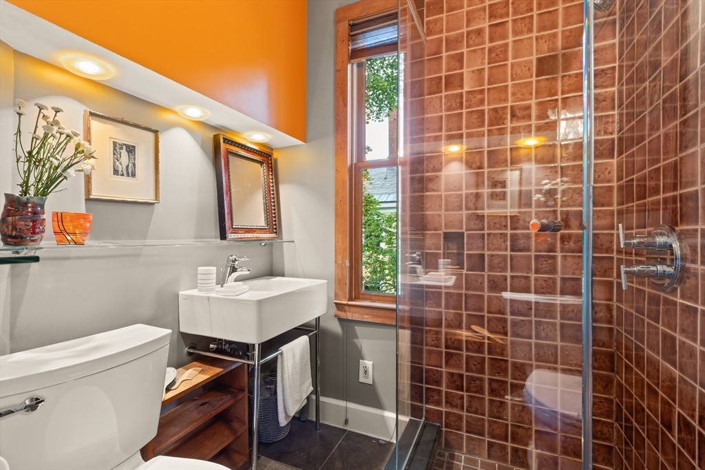 Cambridge, Massachusetts, 02138, United States, 5 Bedrooms Bedrooms, ,5 BathroomsBathrooms,Residential,For Sale,1908267
