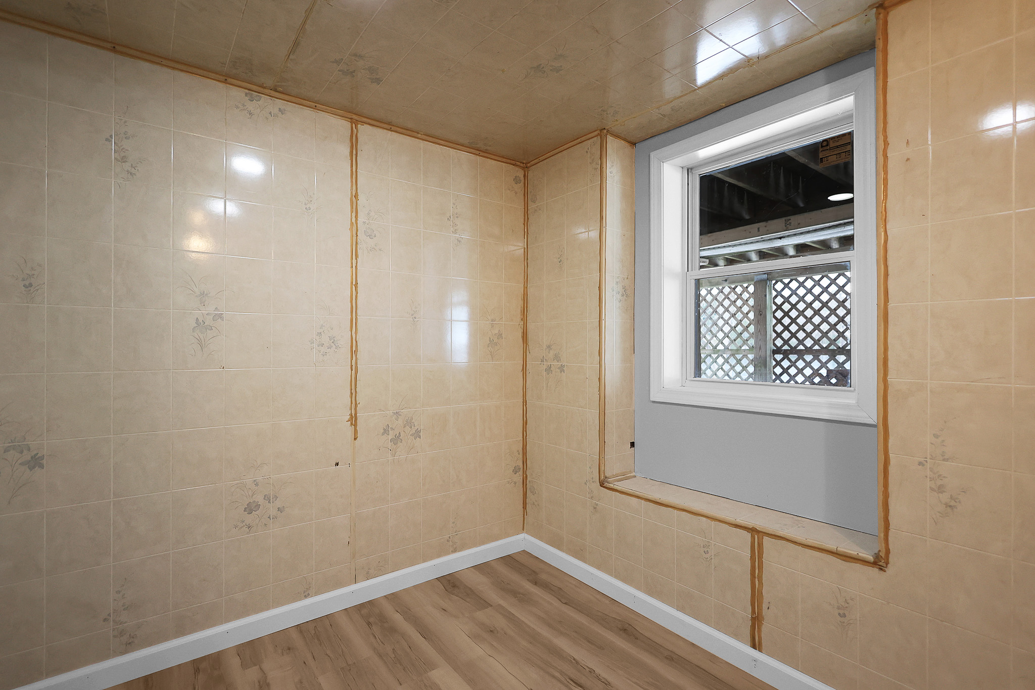 Methuen, Massachusetts, 01844, United States, 3 Bedrooms Bedrooms, ,2 BathroomsBathrooms,Residential,For Sale,2005366