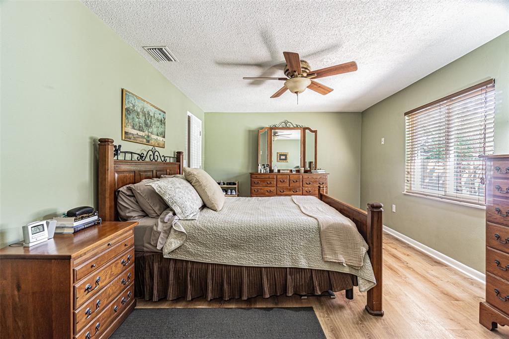 Palm Harbor, Florida, 34683, United States, 4 Bedrooms Bedrooms, ,3 BathroomsBathrooms,Residential,For Sale,1974920