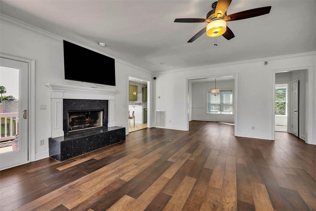 Brunswick, Georgia, 31520, United States, 3 Bedrooms Bedrooms, ,3 BathroomsBathrooms,Residential,For Sale,1895763