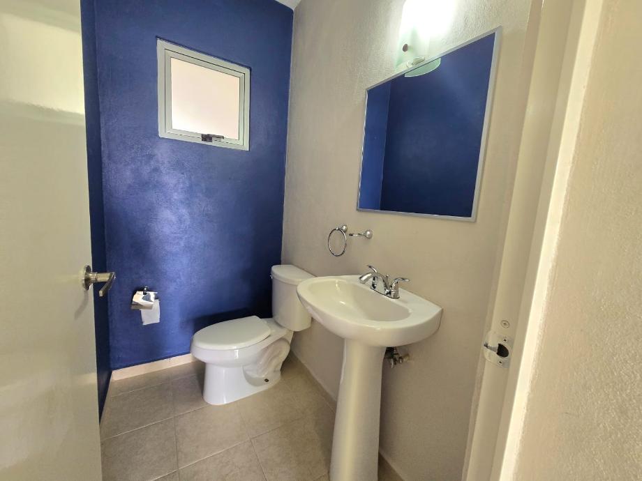 Atizapán de Zaragoza, Estado de méxico, 52930, Mexico, 3 Bedrooms Bedrooms, ,2 BathroomsBathrooms,Residential,For Sale,1994416