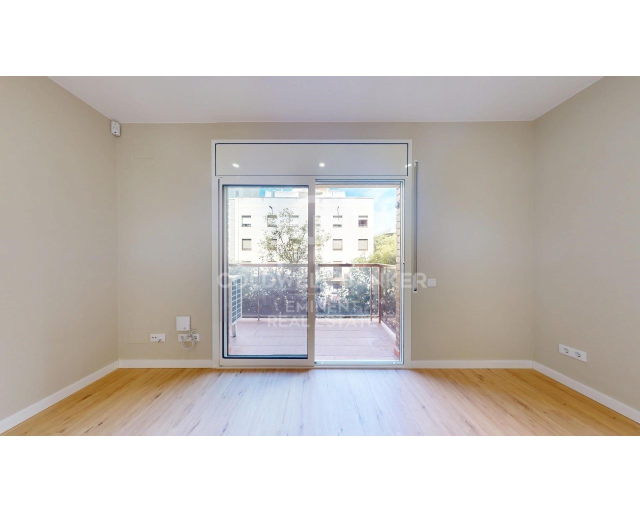 Barcelona, Catalonia, ES, 3 Bedrooms Bedrooms, ,1 BathroomBathrooms,Residential,For Sale,1949864