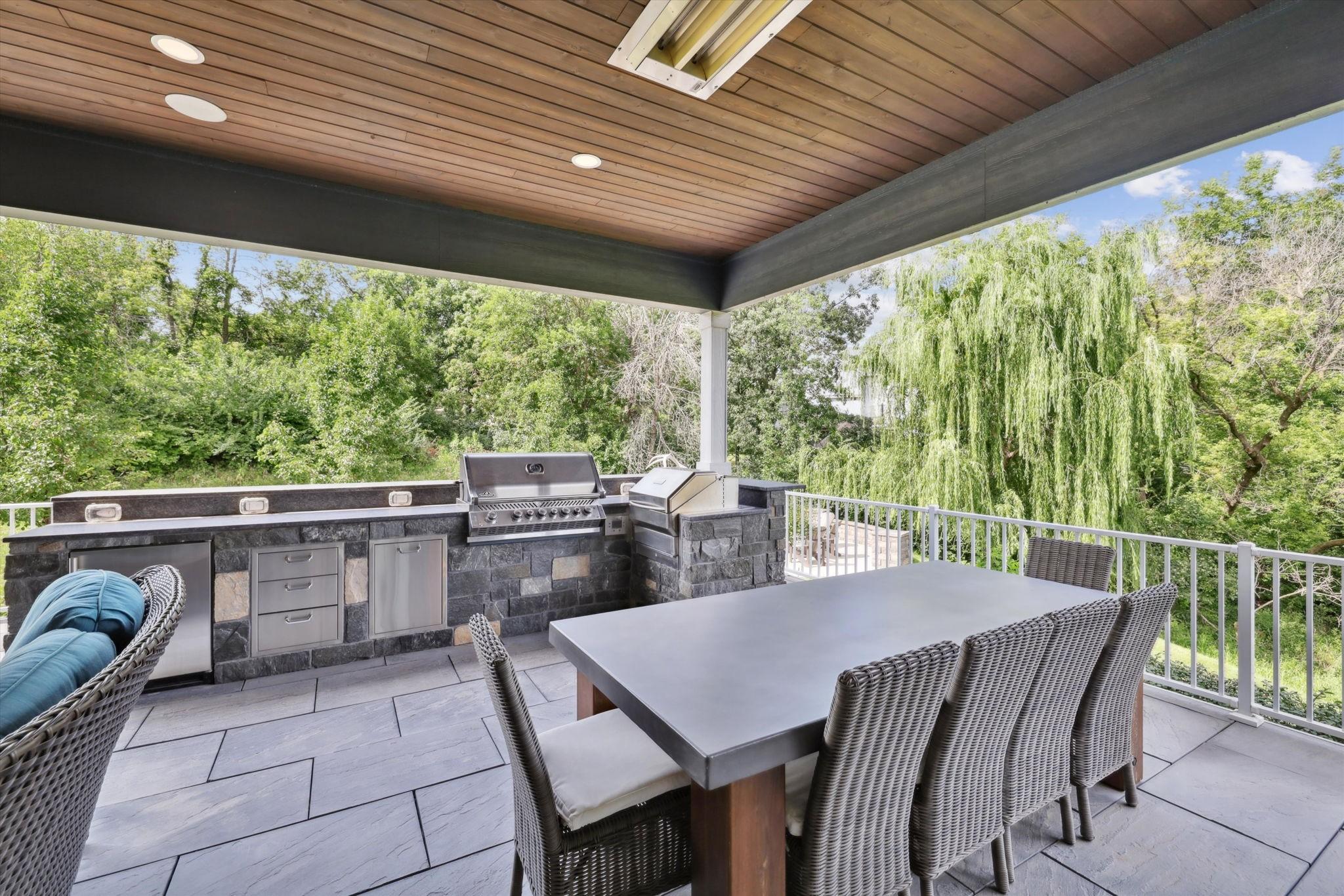 West Des Moines, Iowa, 50265, United States, 6 Bedrooms Bedrooms, ,6 BathroomsBathrooms,Residential,For Sale,2023219