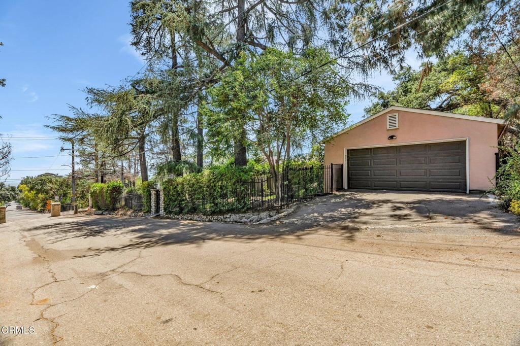Altadena, California, 91001, United States, 3 Bedrooms Bedrooms, ,3 BathroomsBathrooms,Residential,For Sale,1903574