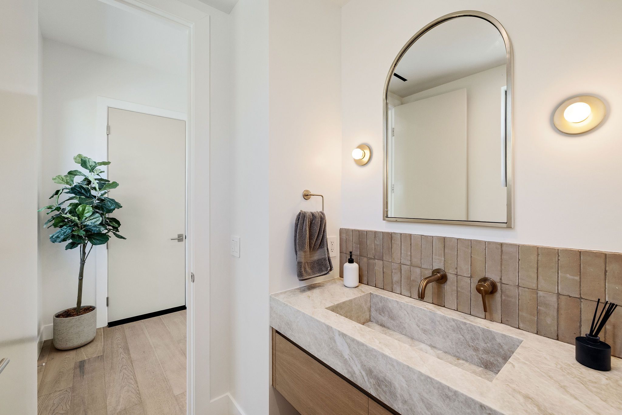  622 1st Place, Hermosa Beach, CA 90254 - 物件實景