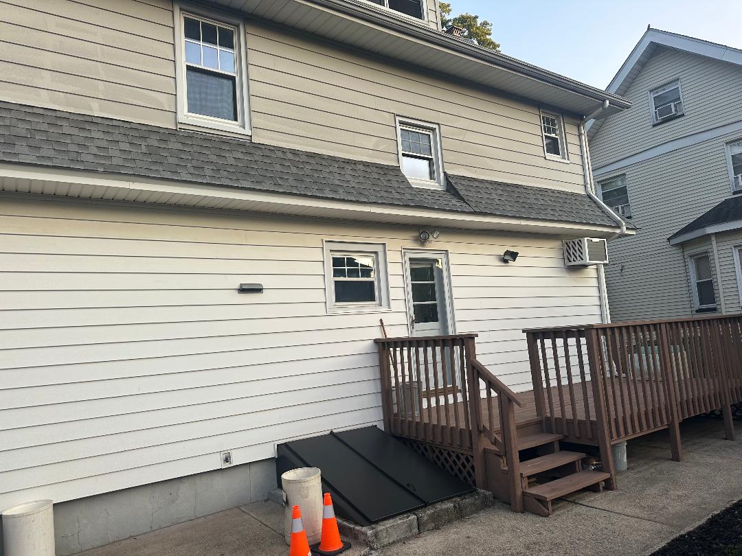 Rutherford Boro, New Jersey, 07070, United States, 3 Bedrooms Bedrooms, ,2 BathroomsBathrooms,Residential,For Sale,1983720