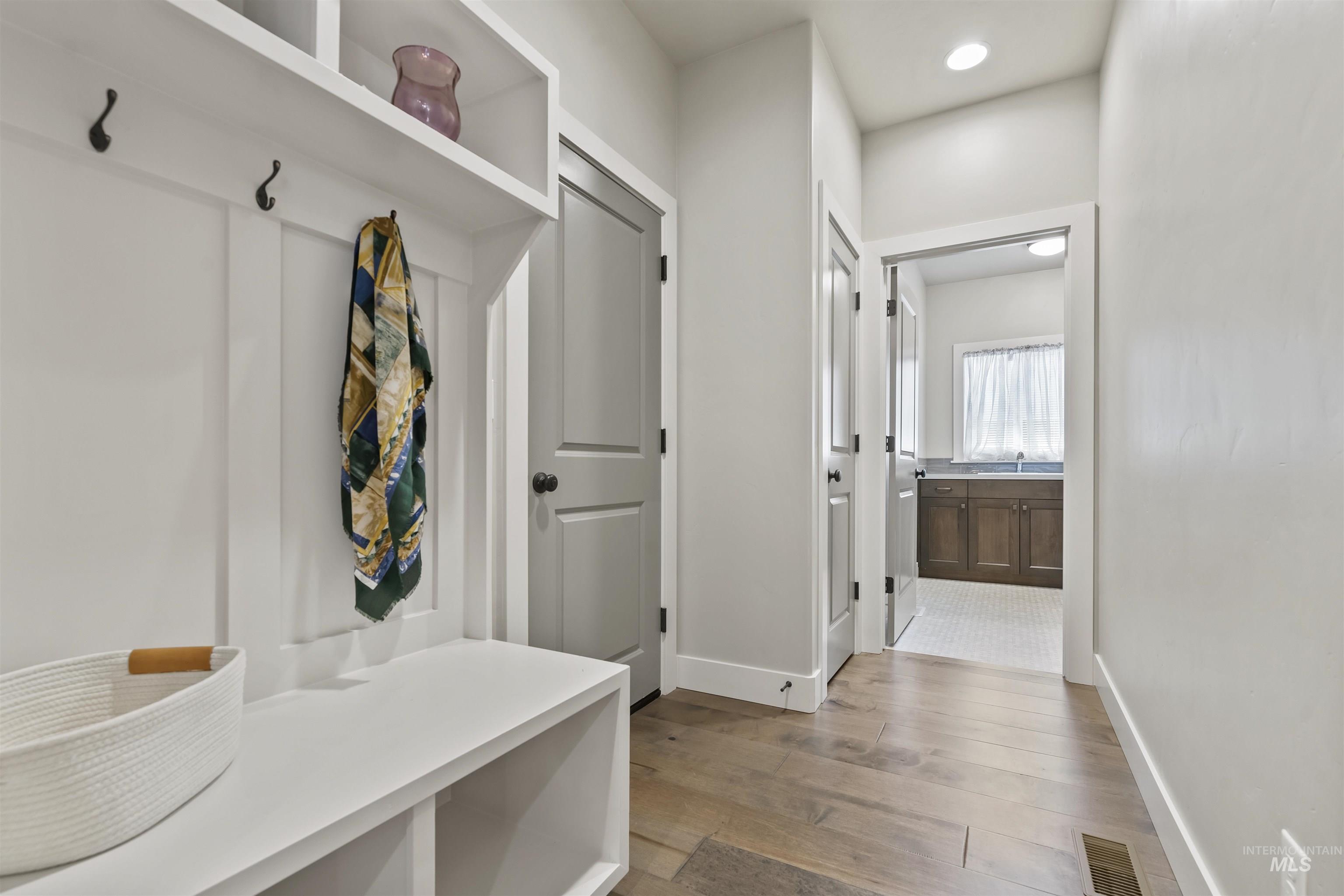 Meridian, Idaho, 83646, United States, 3 Bedrooms Bedrooms, ,2 BathroomsBathrooms,Residential,For Sale,1847600