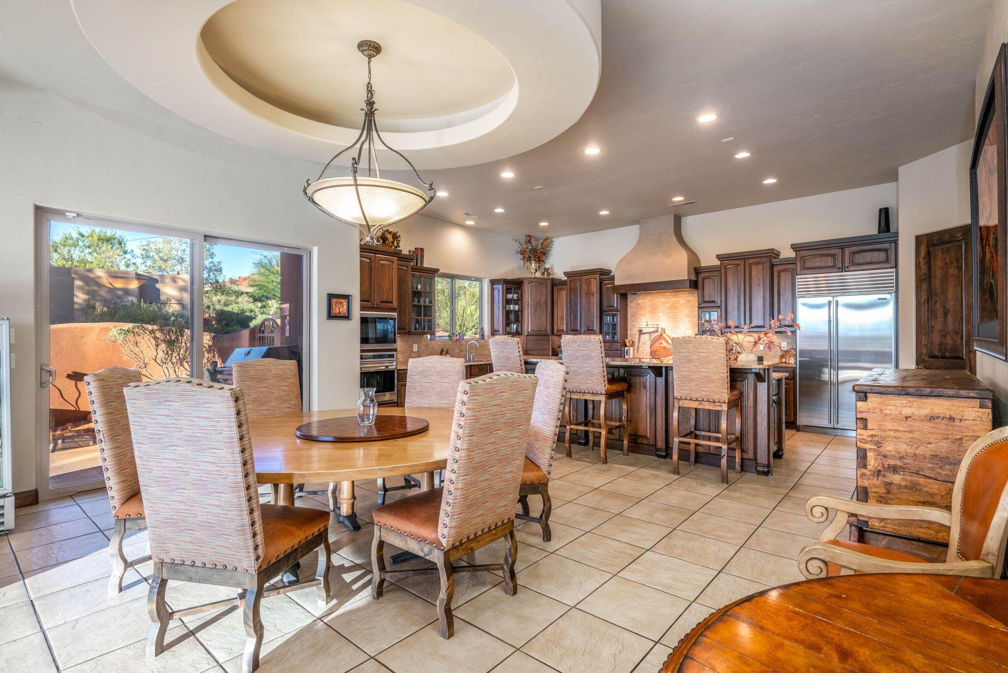 St George, Utah, 84770, United States, 4 Bedrooms Bedrooms, ,5 BathroomsBathrooms,Residential,For Sale,1976696