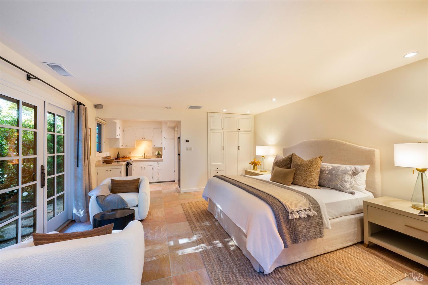 St. Helena, California, 94574, United States, 3 Bedrooms Bedrooms, ,5 BathroomsBathrooms,Residential,For Sale,1998865