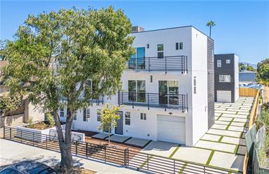 Van Nuys, California, 91405, United States, 11 Bedrooms Bedrooms, ,Residential,For Sale,1763615