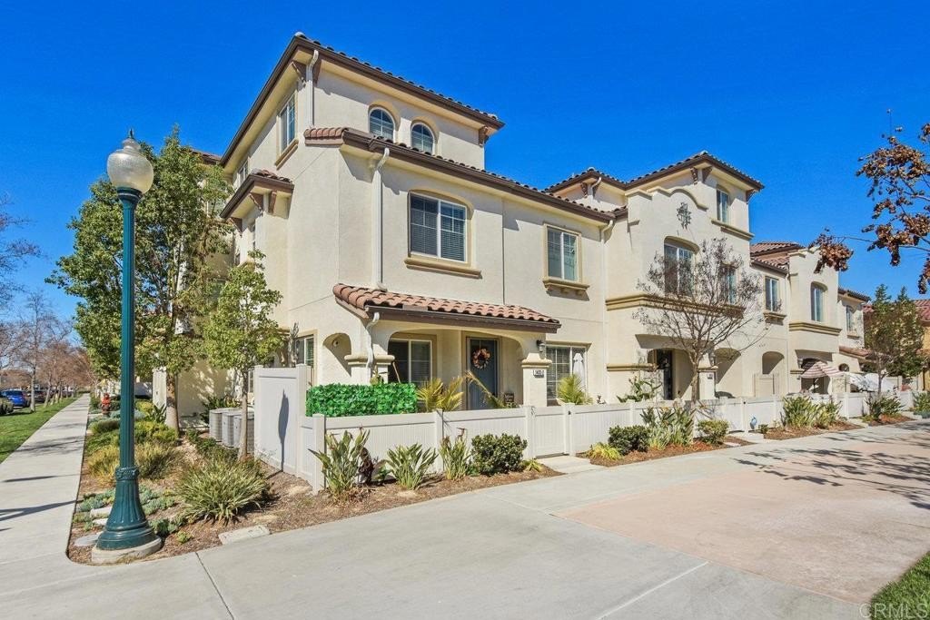Chula Vista, California, 91913, United States, 4 Bedrooms Bedrooms, ,4 BathroomsBathrooms,Residential,For Sale,1721907