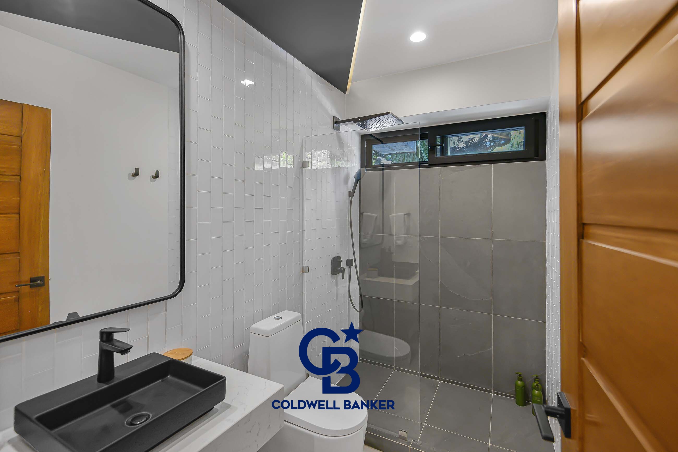 Herradura, Puntarenas, CR, 4 Bedrooms Bedrooms, ,3 BathroomsBathrooms,Residential,For Sale,1902028