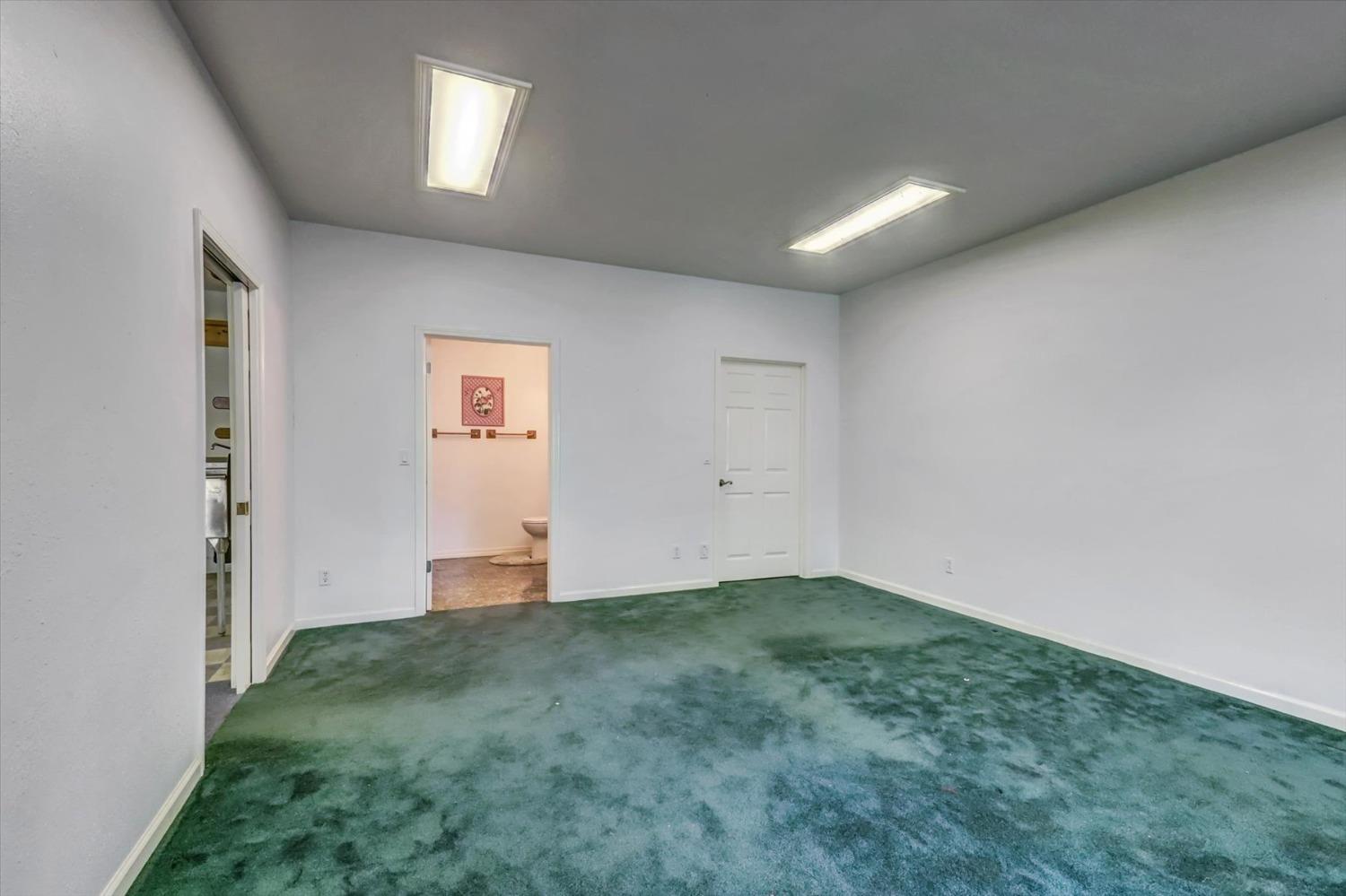 Penn Valley, California, 95946, United States, 3 Bedrooms Bedrooms, ,4 BathroomsBathrooms,Residential,For Sale,1798374