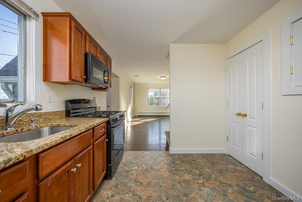 Haverstraw, New York, 10927, United States, 4 Bedrooms Bedrooms, ,2 BathroomsBathrooms,Residential,For Sale,2001244