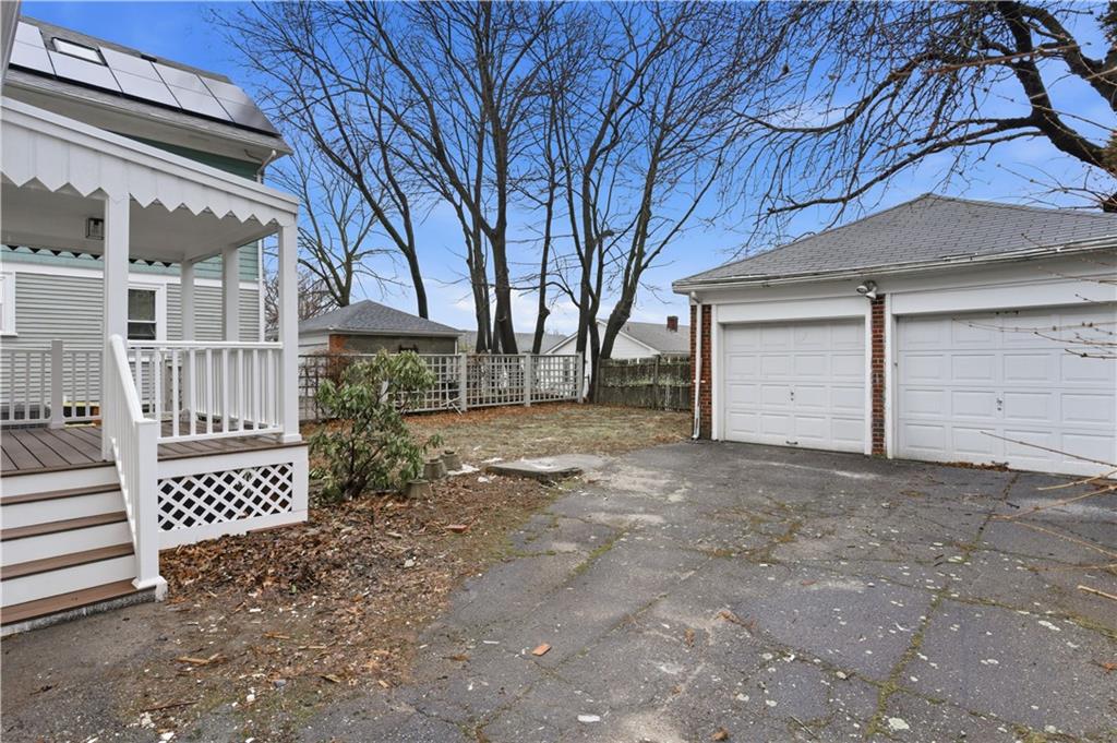 Providence, Rhode Island, 02906, United States, 3 Bedrooms Bedrooms, ,2 BathroomsBathrooms,Residential,For Sale,2030290