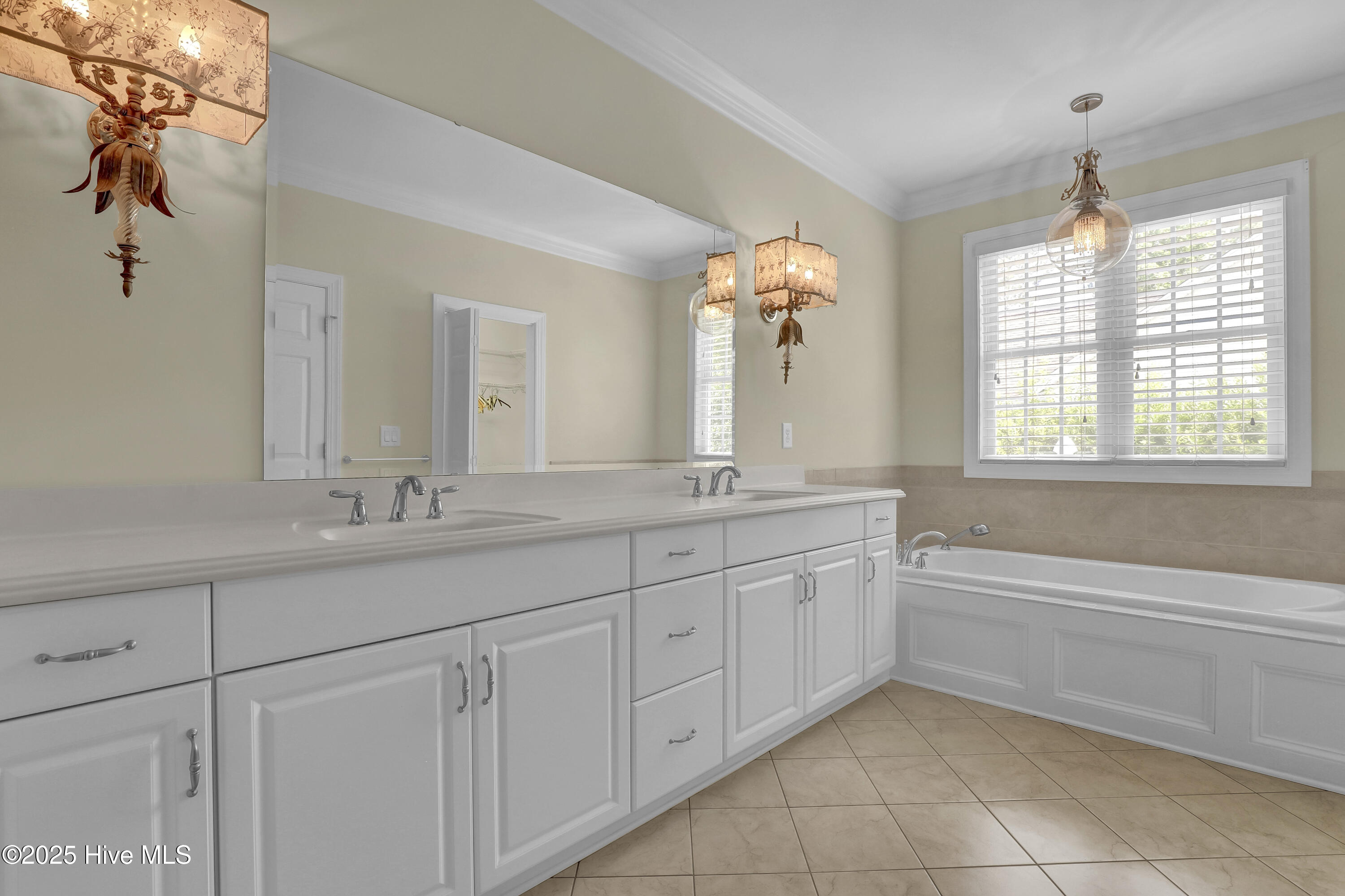 Hampstead, North Carolina, 28443, United States, 3 Bedrooms Bedrooms, ,4 BathroomsBathrooms,Residential,For Sale,1847066
