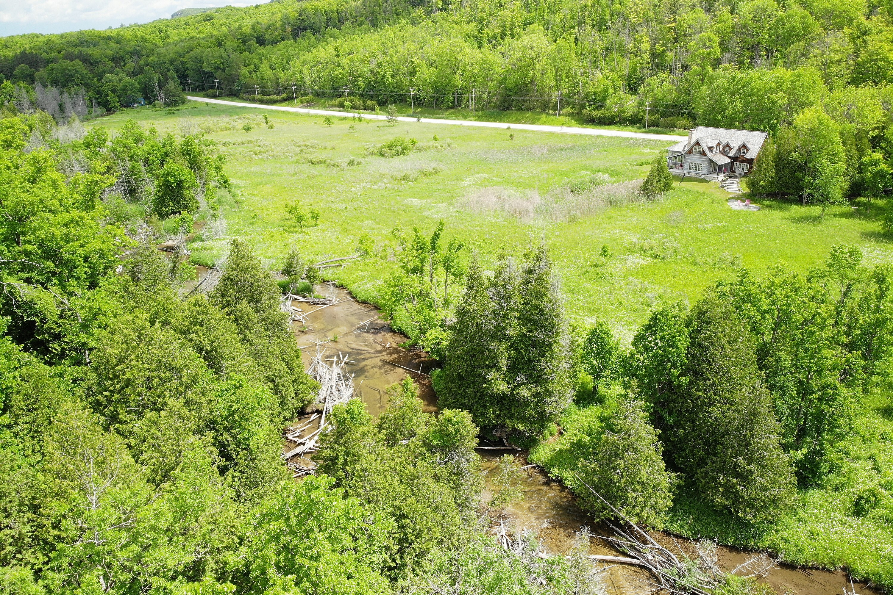  Beaver Valley Log Home - 物件實景