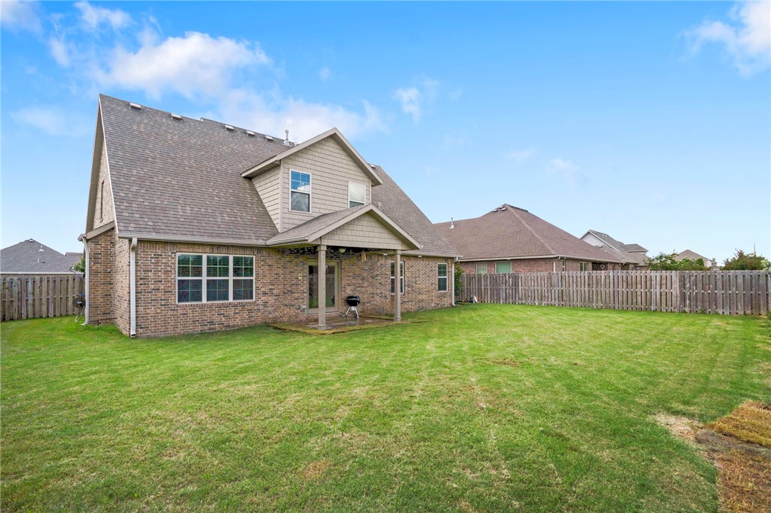 Springdale, Arkansas, 72762, United States, 4 Bedrooms Bedrooms, ,3 BathroomsBathrooms,Residential,For Sale,1877049