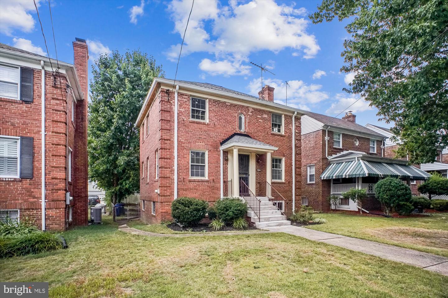 Washington, District of Columbia, 20017, United States, 3 Bedrooms Bedrooms, ,3 BathroomsBathrooms,Residential,For Sale,1966689