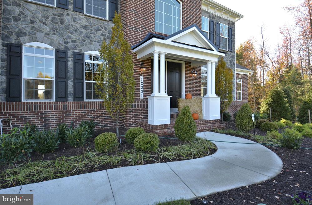 Clinton, Maryland, 20735, United States, 6 Bedrooms Bedrooms, ,6 BathroomsBathrooms,Residential,For Sale,1864170