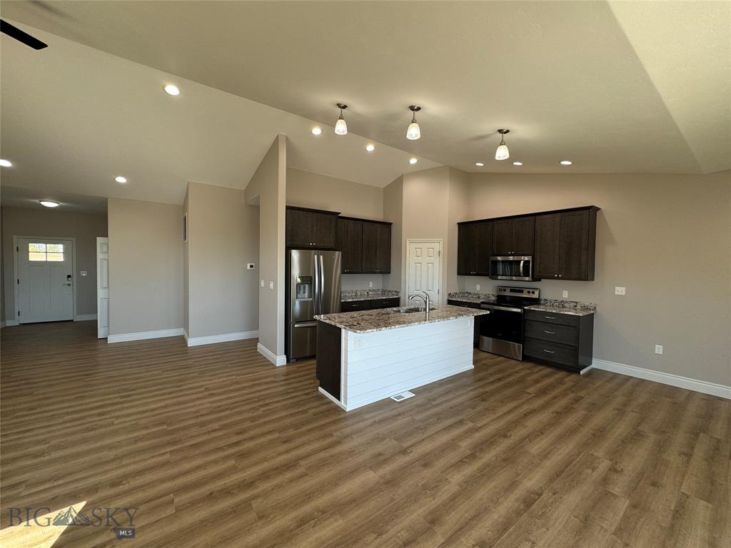 Deer Lodge, Montana, 59722, United States, 3 Bedrooms Bedrooms, ,2 BathroomsBathrooms,Residential,For Sale,2005781