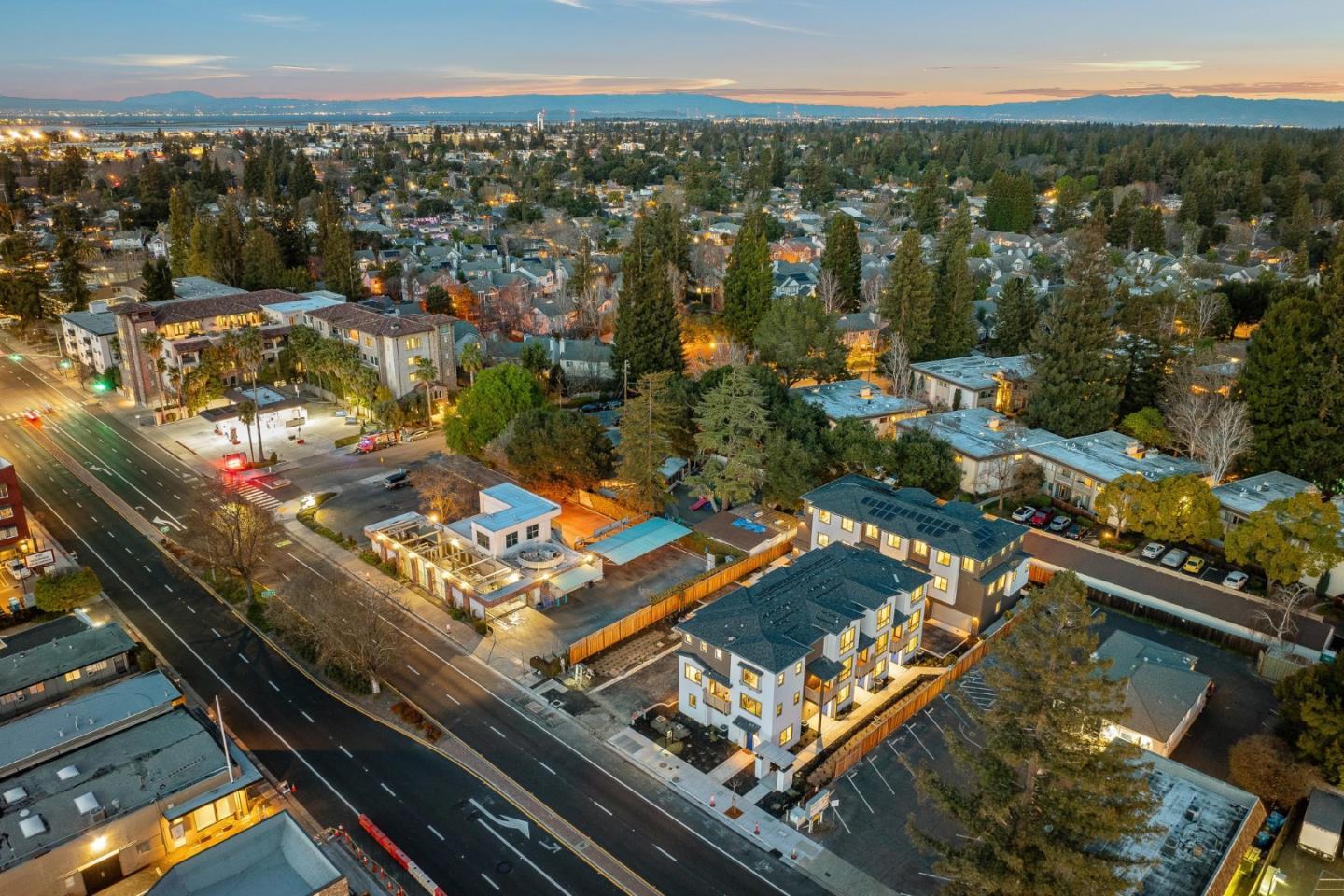 Redwood City, California, 94061, United States, 4 Bedrooms Bedrooms, ,3 BathroomsBathrooms,Residential,For Sale,1988183