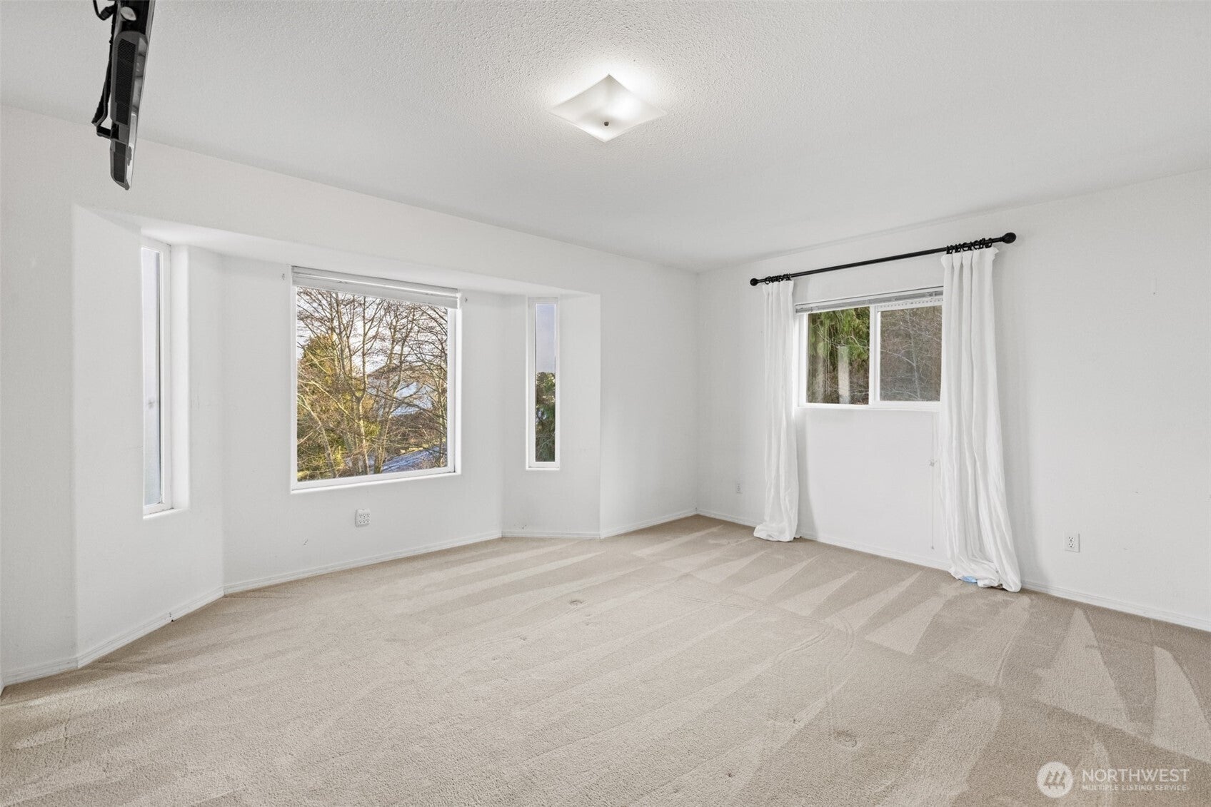 Sequim, Washington, 98382, United States, 3 Bedrooms Bedrooms, ,2 BathroomsBathrooms,Residential,For Sale,2010720