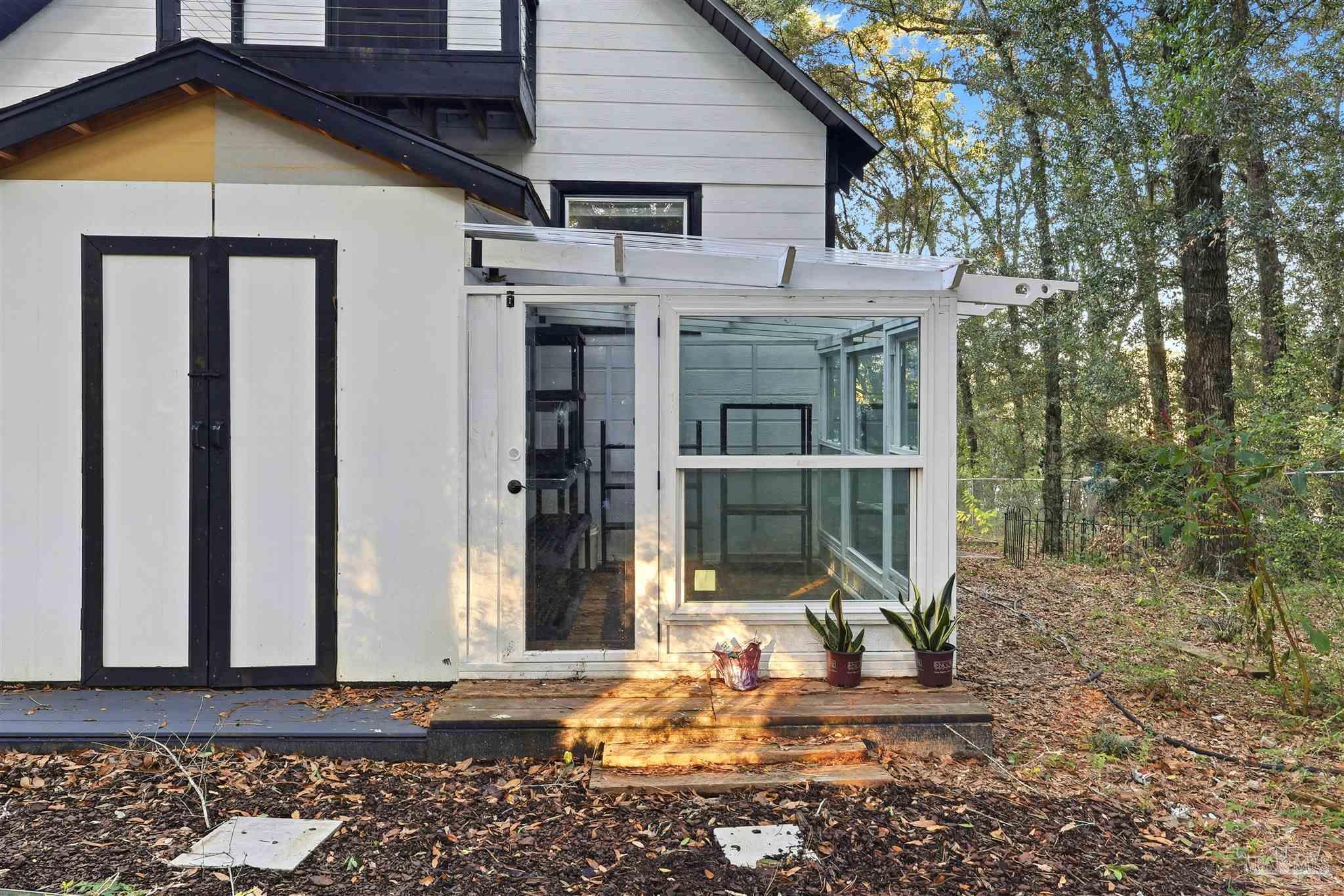 Milton, Florida, 32583, United States, 3 Bedrooms Bedrooms, ,4 BathroomsBathrooms,Residential,For Sale,1991354