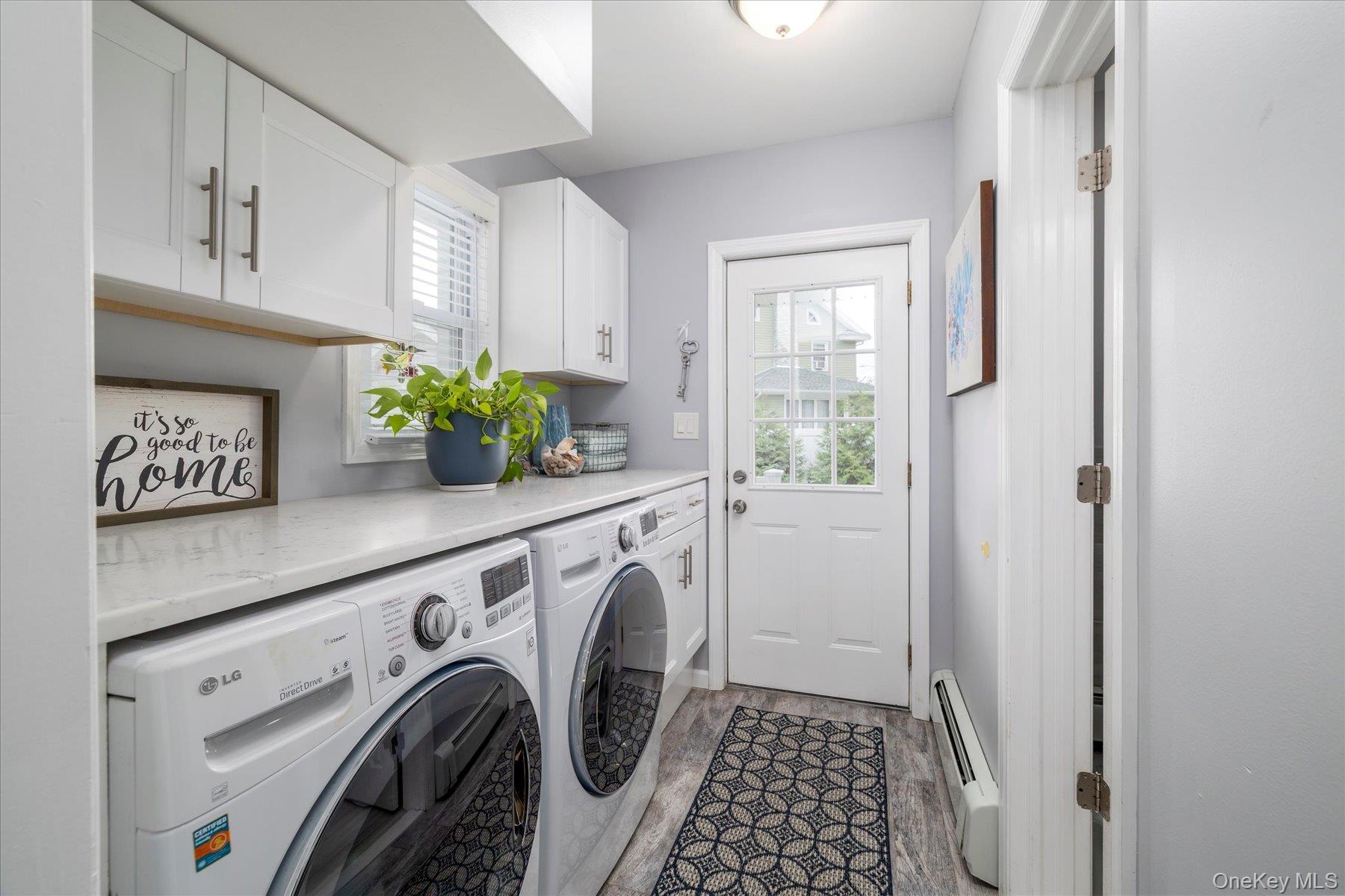 Lynbrook, New York, 11563, United States, 3 Bedrooms Bedrooms, ,2 BathroomsBathrooms,Residential,For Sale,1988362