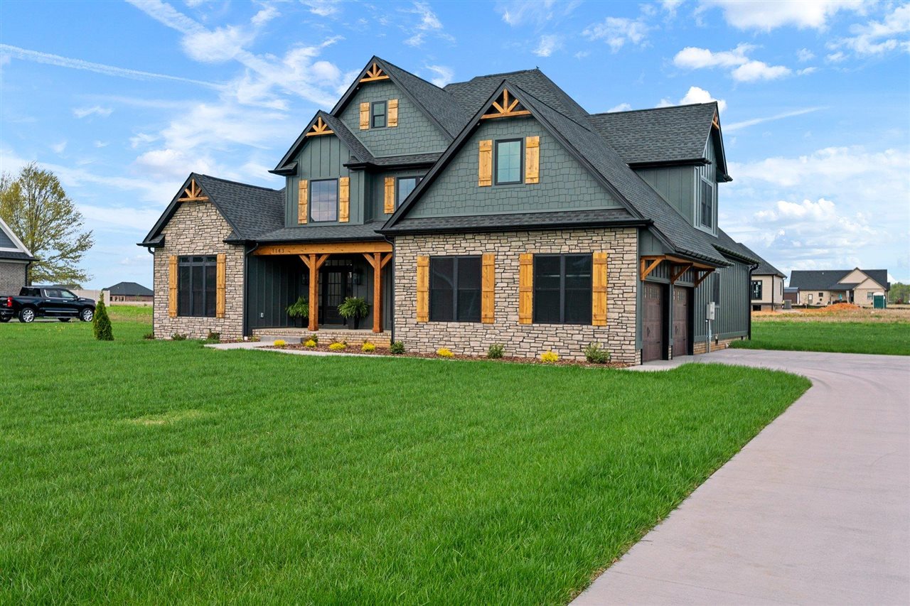 Franklin, Kentucky, 42134, United States, 3 Bedrooms Bedrooms, ,3 BathroomsBathrooms,Residential,For Sale,1988354