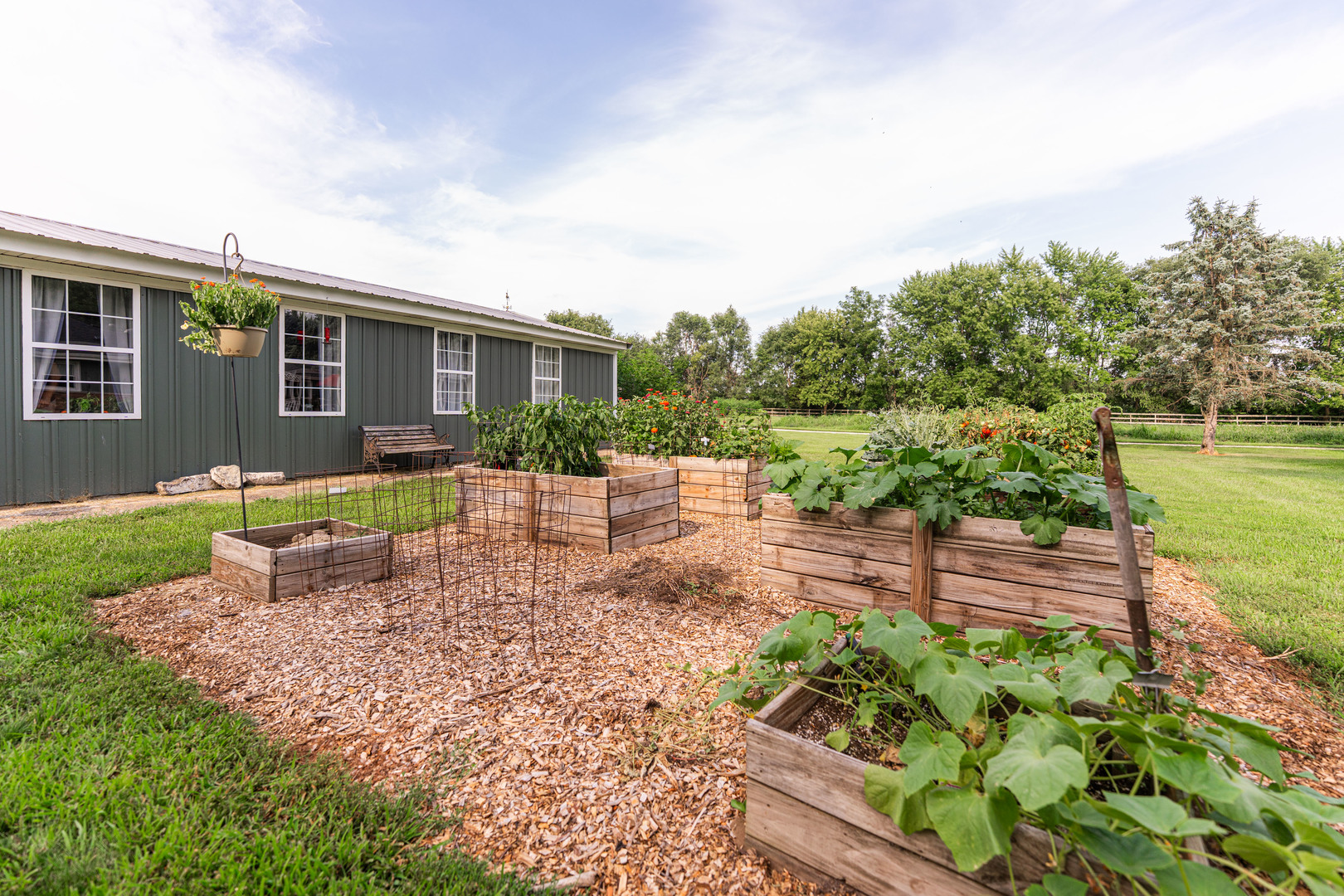 Hinckley, Illinois, 60520, United States, 3 Bedrooms Bedrooms, ,2 BathroomsBathrooms,Residential,For Sale,1921683