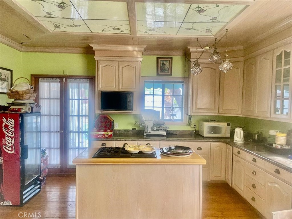 Rowland Heights, California, 91748, United States, 11 Bedrooms Bedrooms, ,13 BathroomsBathrooms,Residential,For Sale,1981870