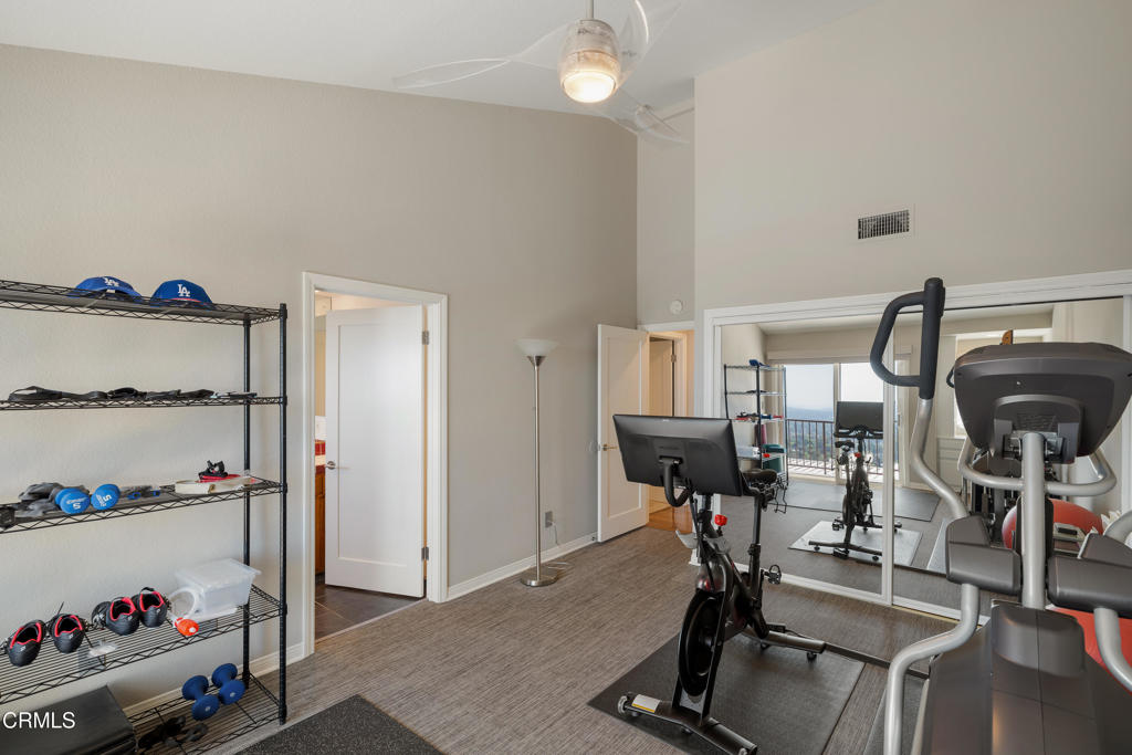 Altadena, California, 91001, United States, 5 Bedrooms Bedrooms, ,6 BathroomsBathrooms,Residential,For Sale,1989048