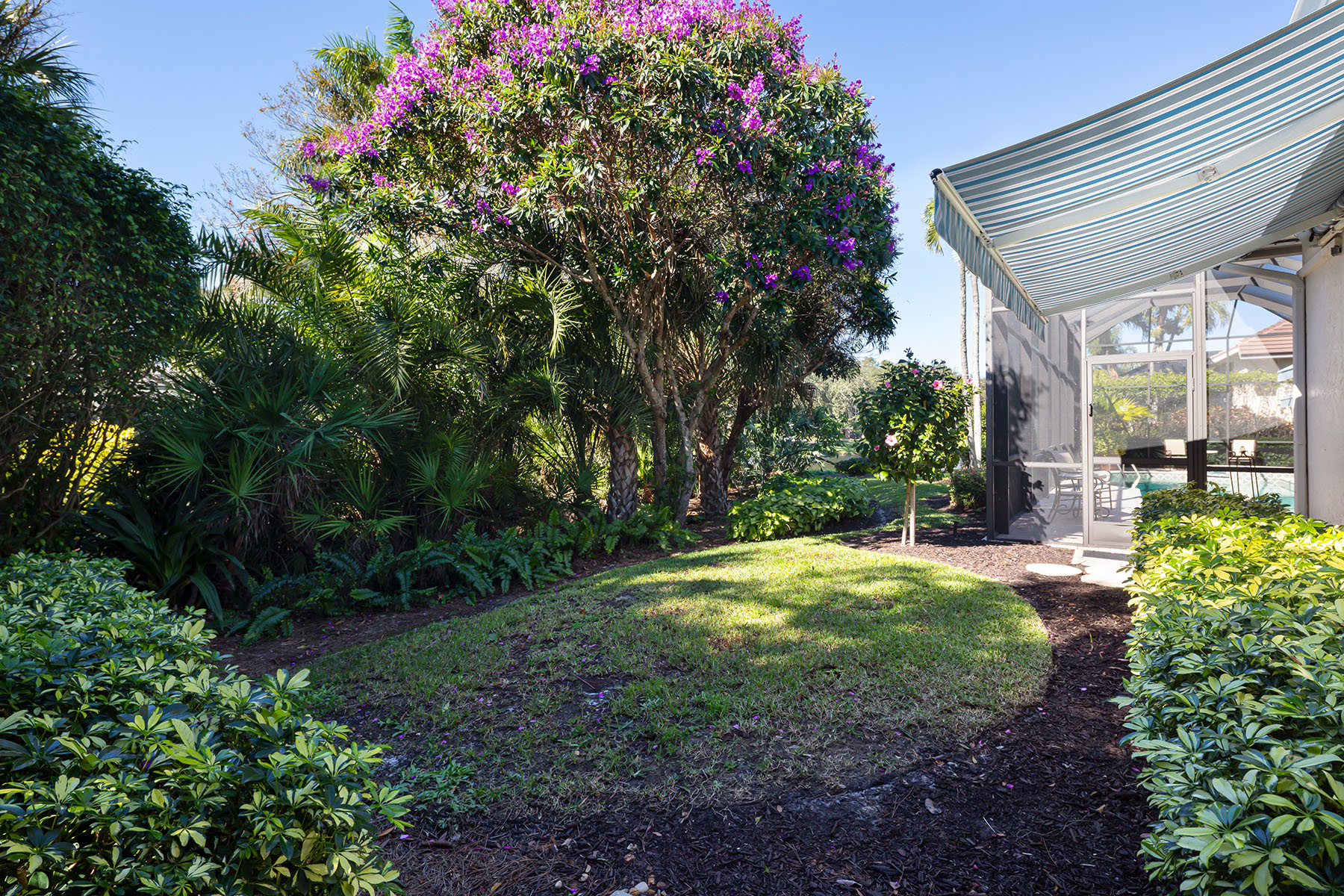  PELICAN BAY - BARRINGTON - 物件實景