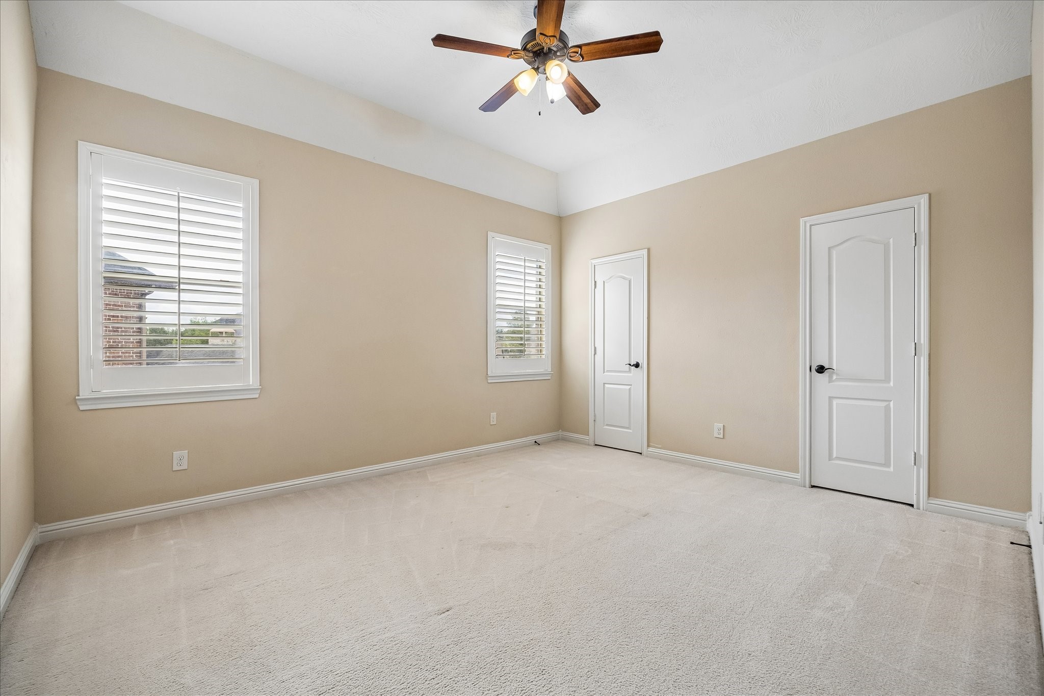  4506 Beacon View Court - 物件實景