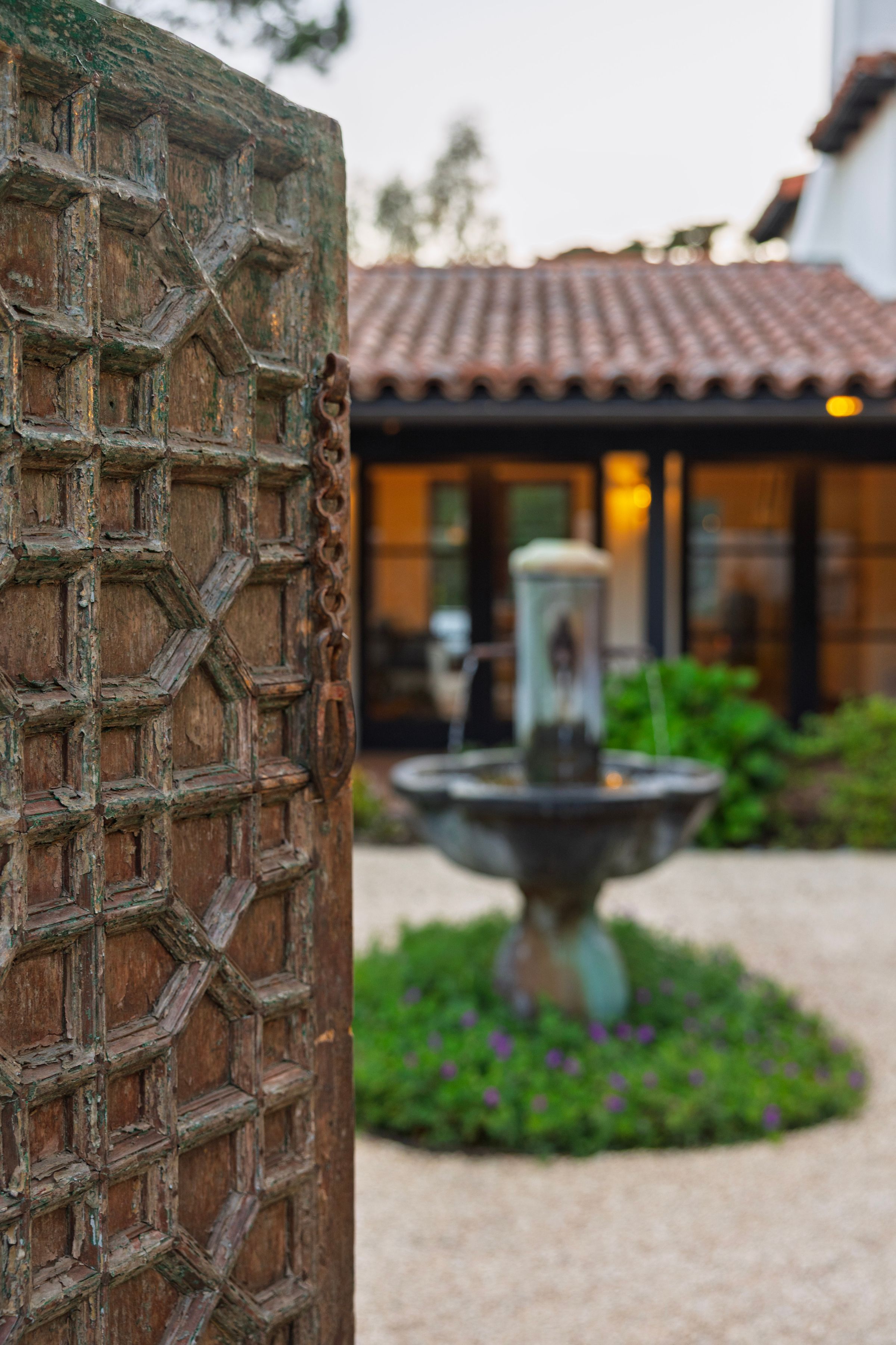  Renovated Spanish-Style Hacienda - 物件實景