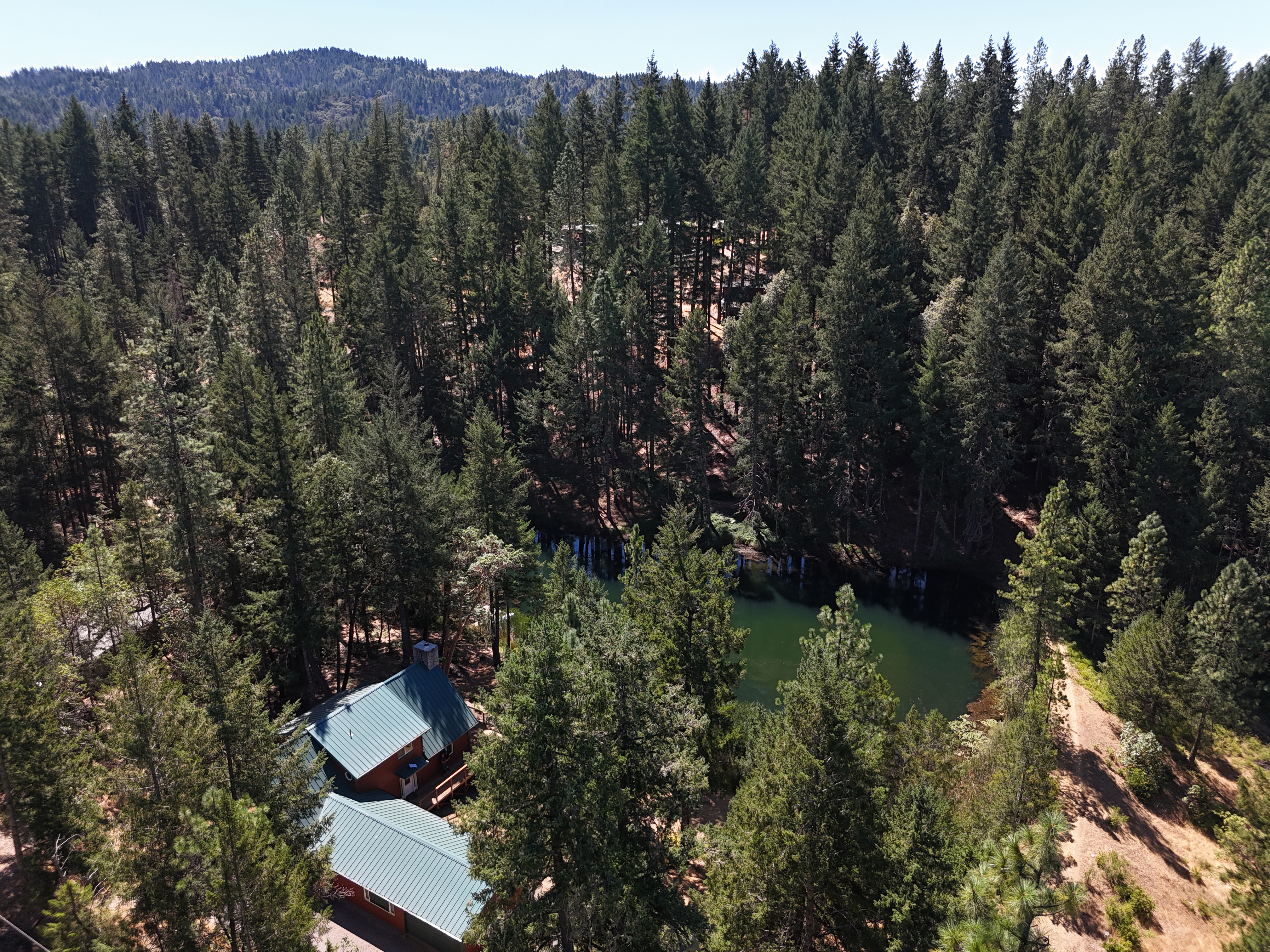 Willits, California, 95490, United States, 2 Bedrooms Bedrooms, ,2 BathroomsBathrooms,Residential,For Sale,1943077
