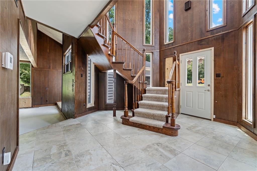 Dahlonega, Georgia, 30533, United States, 4 Bedrooms Bedrooms, ,4 BathroomsBathrooms,Residential,For Sale,1976865