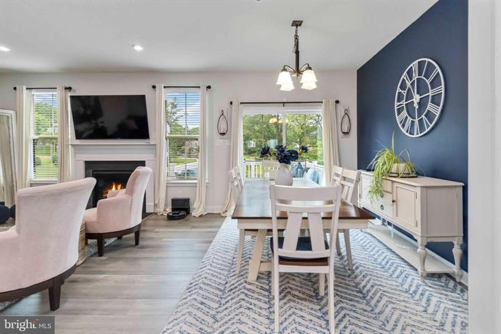 Cheltenham, Pennsylvania, 19012, United States, 3 Bedrooms Bedrooms, ,4 BathroomsBathrooms,Residential,For Sale,1887718