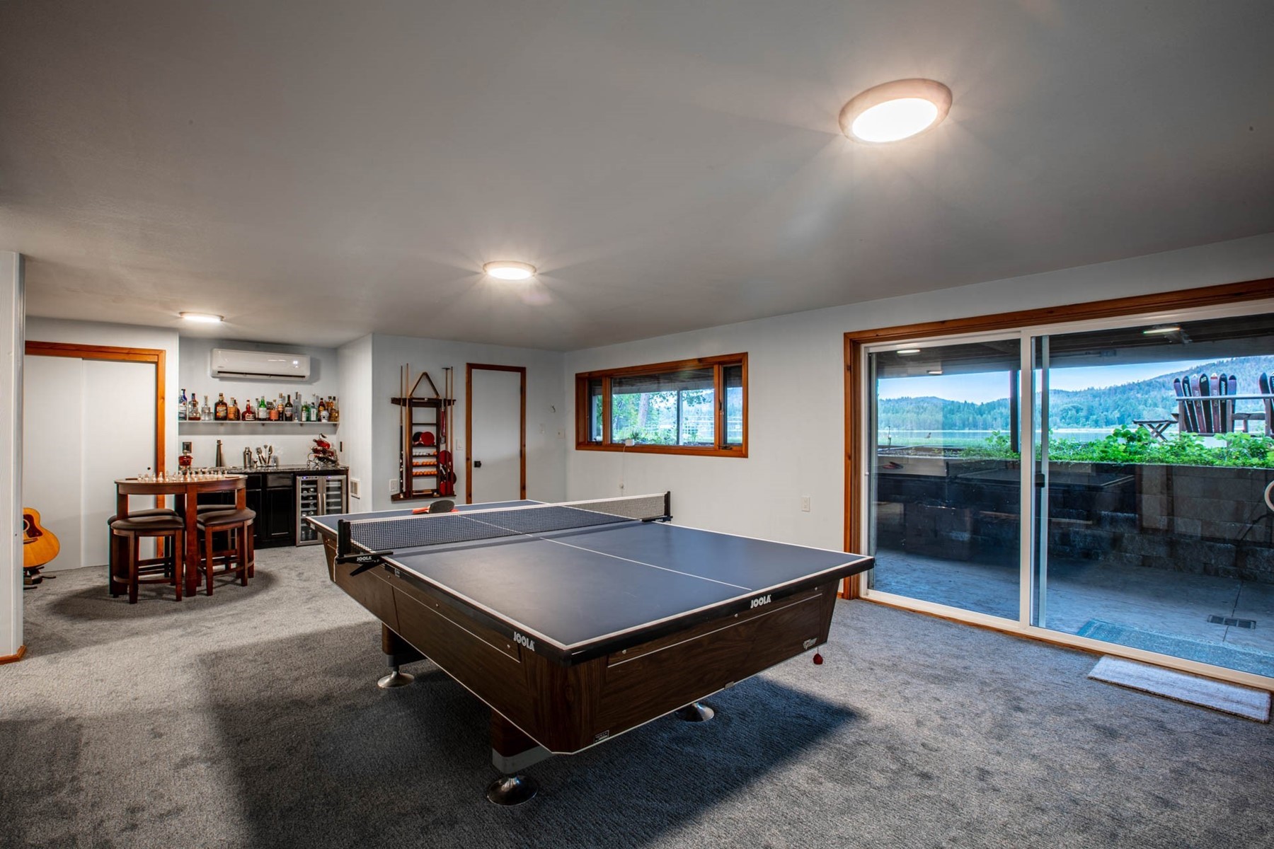  Renovated Waterfront Retreat with Private Dock & Guest Barn - 物件實景