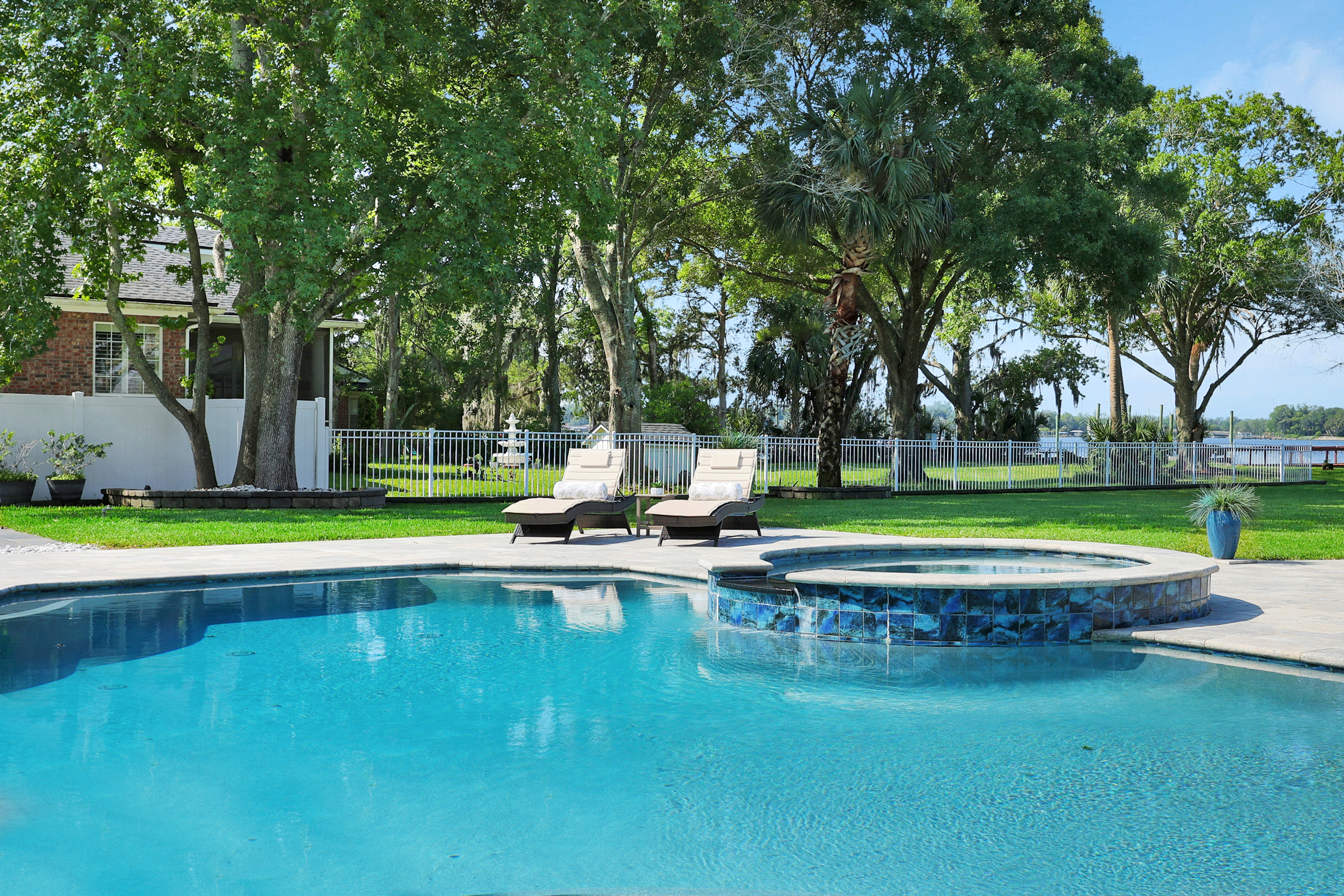  580 Broward Road, Jacksonville, FL, 32218 - 物件實景